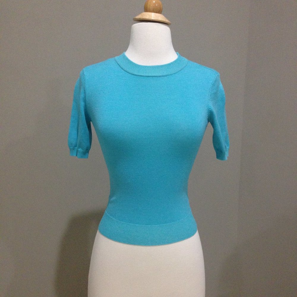 Moda International stretchy silk/cotton fitted top